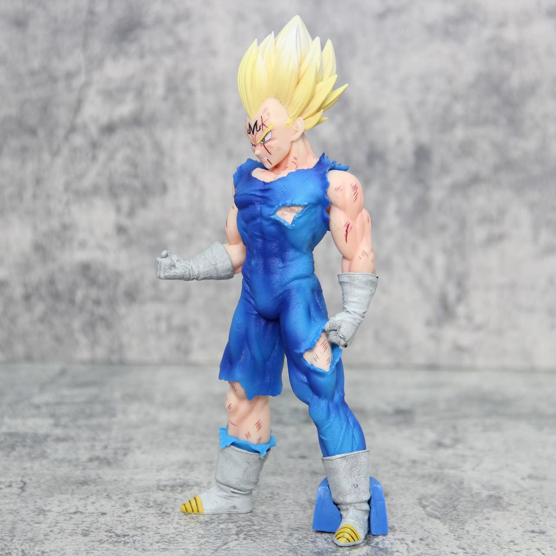 Super Saiyan Prince Vegeta Figure - Premium Anime Collectible with Dynamic Pose