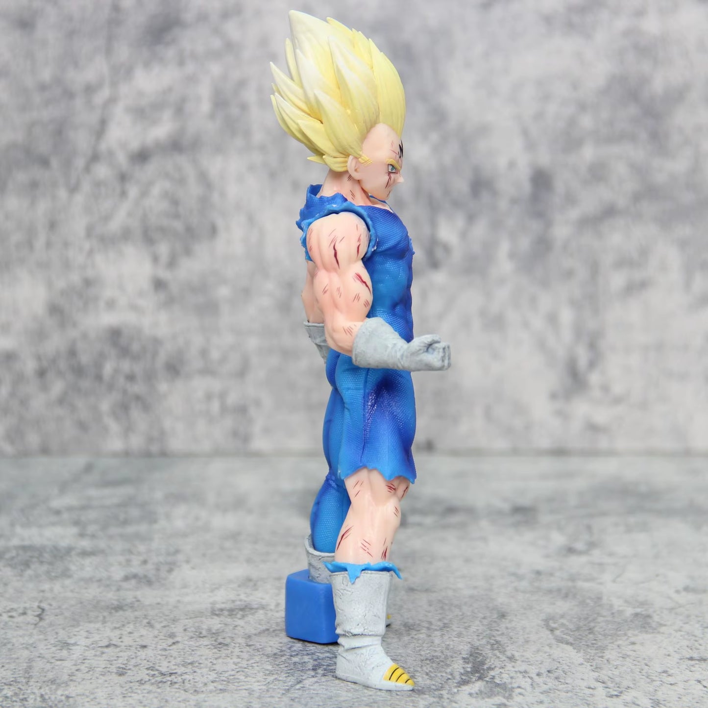 Super Saiyan Prince Vegeta Figure - Premium Anime Collectible with Dynamic Pose